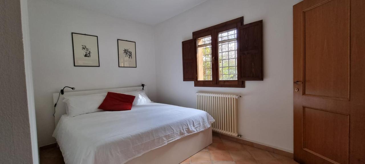 Farolfi Apartments Villa Galliera Bologna Bagian luar foto